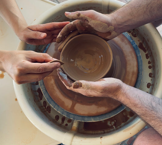 Wednesday Night Pottery – 4-Week Beginner Wheel Throwing Course with Jeanne